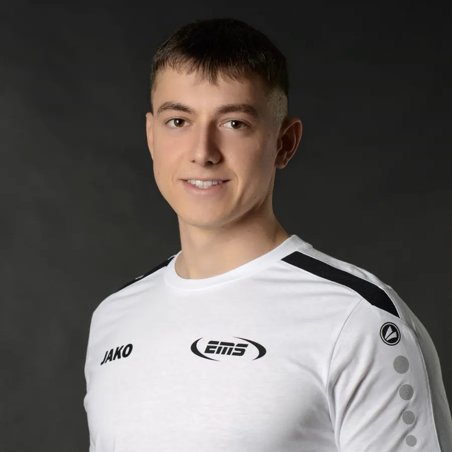 Julian Salwey, Inhaber und Personal Trainer des EMS Fitnessclub
